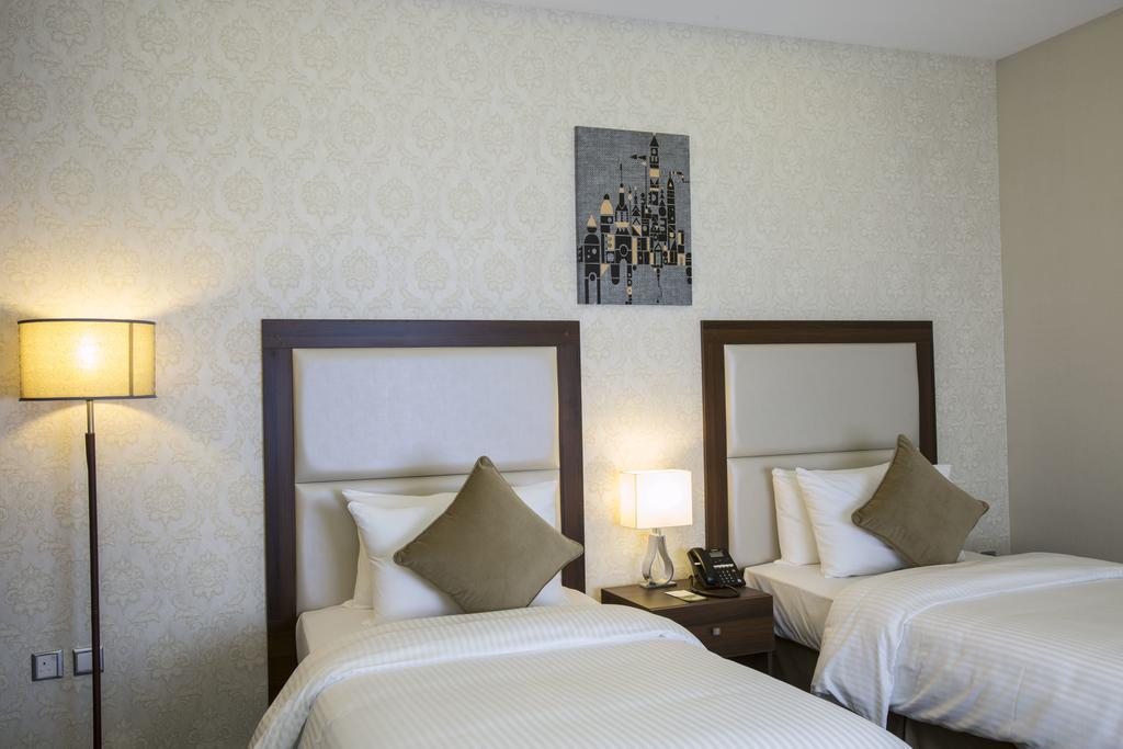 The Town Hotel Doha Exterior photo